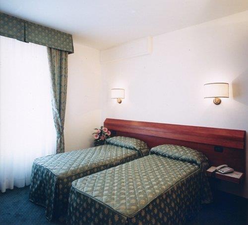 فلورنس Hotel Arcadia الغرفة الصورة